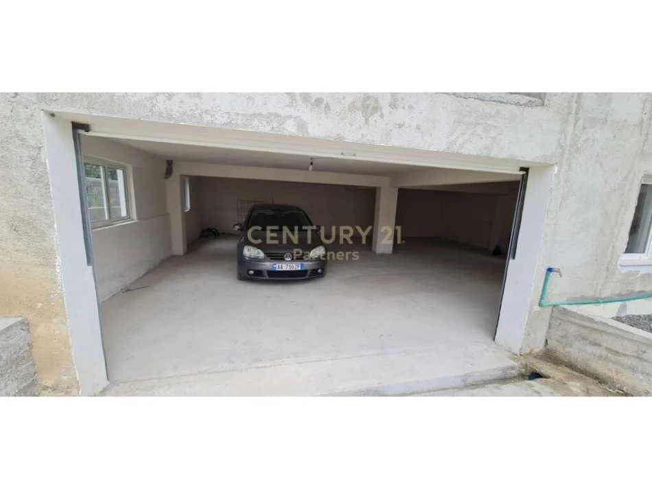 jepet me qera 2 Katshe Kati 2, 250 m²