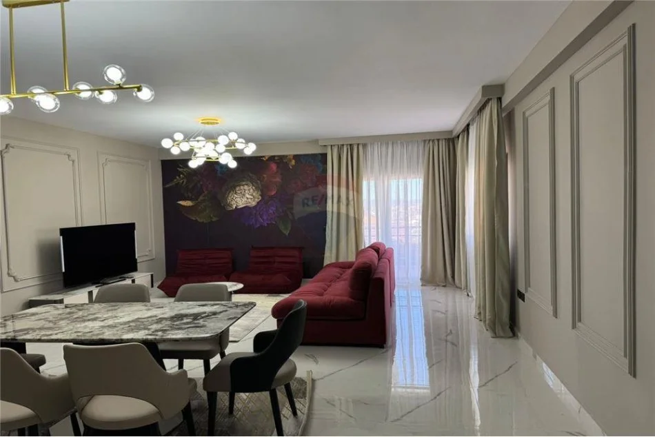 Tirane, jepet me qera apartament 2+1 Kati 2, 128 m² 1.000 € (Farke)