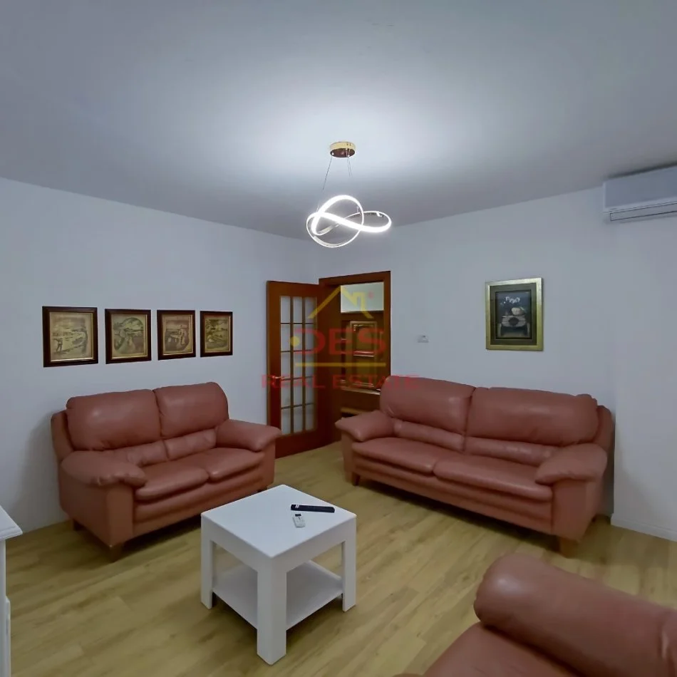 🏢JEPET ME QIRA APARTAMENT 2+1 , PRANE GJIMNAZIT “PETRO NINI LUARASI”, TIRANE