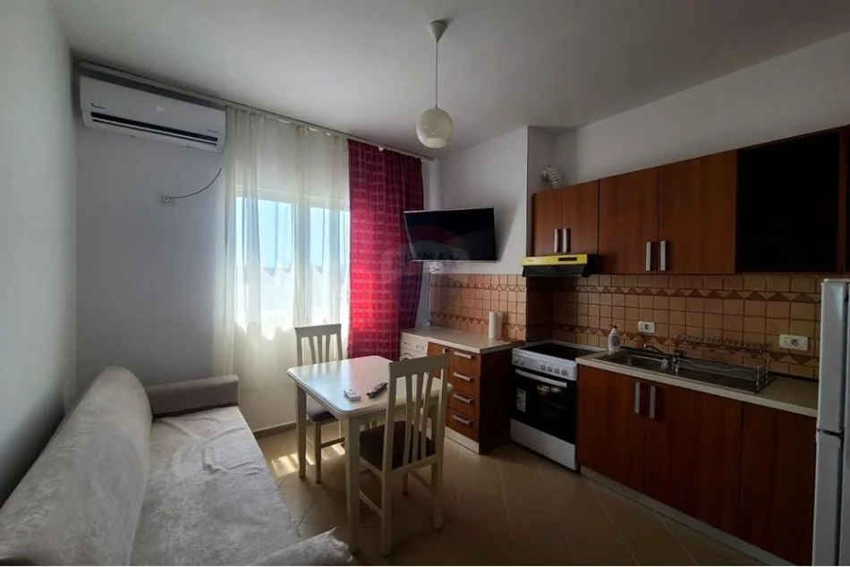 Tirane, jepet me qera apartament 2+1 , 75 m² 480 € (Don Bosko)