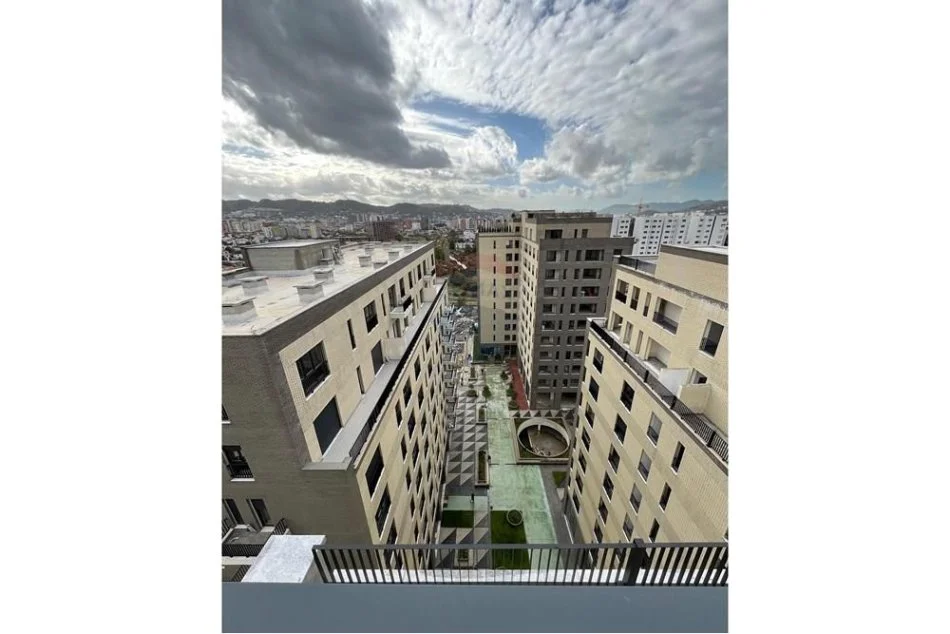 Tirane, shitet apartament 1+1 Kati 8, 69 m² 101.000 € (Fusha e Aviacionit)