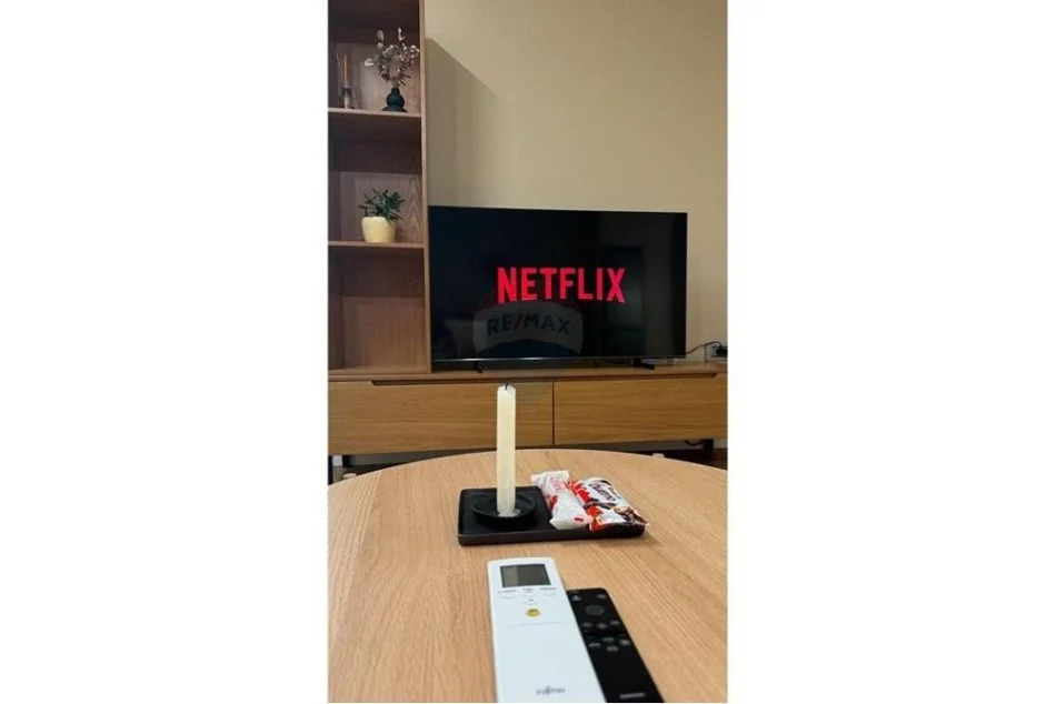 Tirane, jepet me qera apartament 2+1 Kati 3, 100 m² 850 € (Komuna e Parisit)