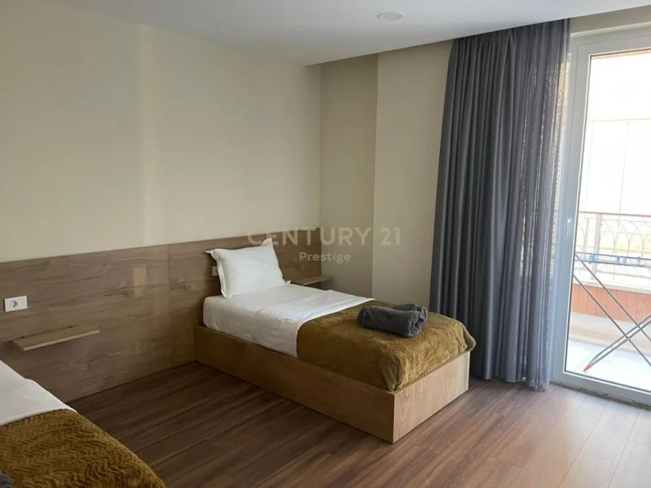 𝐓𝐢𝐫𝐚𝐧𝐞, 𝐣𝐞𝐩𝐞𝐭 𝐦𝐞 𝐪𝐞𝐫𝐚 𝐚𝐩𝐚𝐫𝐭𝐚𝐦𝐞𝐧𝐭 𝟐+𝟏 𝐊𝐚𝐭𝐢 𝟐, 𝟏𝟎𝟎 𝐦² 𝟏.𝟓𝟎𝟎 € (𝐑𝐚𝐝𝐢𝐨 𝐓𝐞𝐥𝐞𝐯𝐢𝐳𝐢𝐨𝐧𝐢 𝐒𝐡𝐪𝐢𝐩𝐭𝐚𝐫)