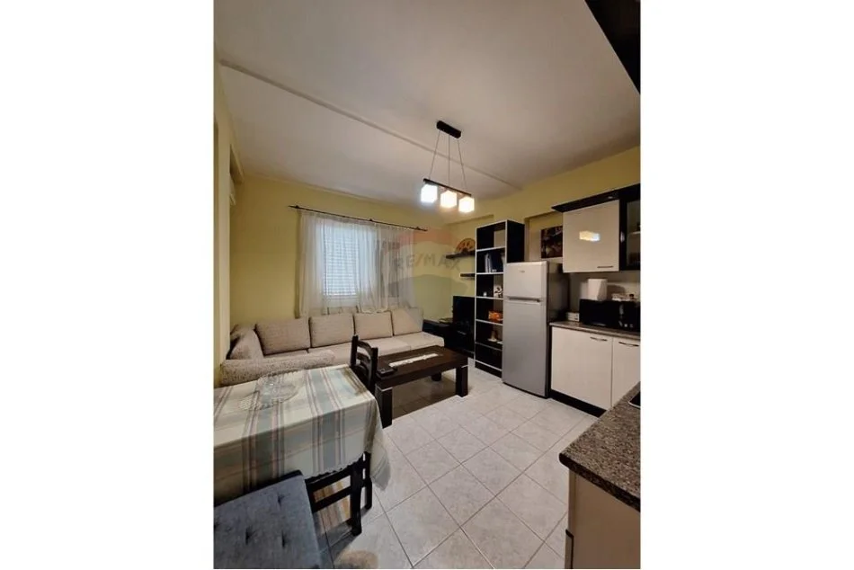 Tirane, shitet apartament 1+1 , 60 m² 130.000 € (Tirana e Re - Rruga Sami Frashëri)