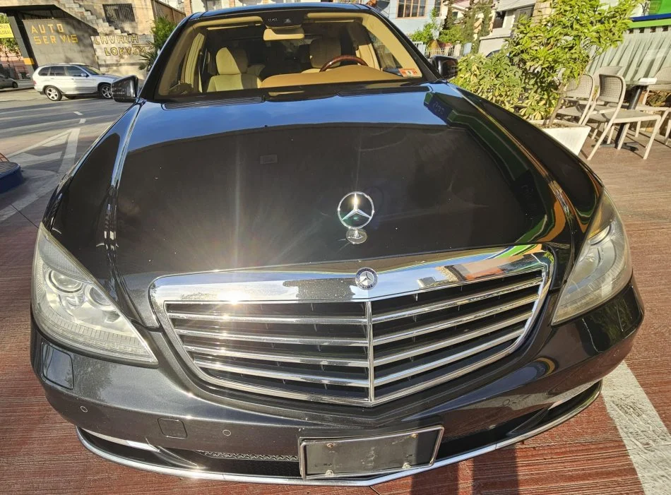 Tirane, shitet makine Mercedes benz s350 2013 Nafte, e zeze automatik Klima 209.000 km 23.000 €