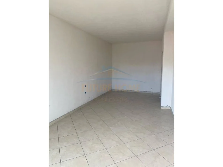 Vlore, shes apartament 2+1 Kati 4, 129 m² 195.000 € (Bulevardi Ismail Qemali)