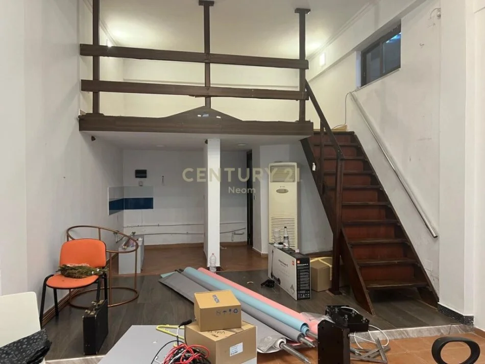 𝐓𝐢𝐫𝐚𝐧𝐞, 𝐣𝐞𝐩𝐞𝐭 𝐦𝐞 𝐪𝐞𝐫𝐚 𝐚𝐦𝐛𝐣𝐞𝐧𝐭 𝐛𝐢𝐳𝐧𝐞𝐬𝐢 𝐊𝐚𝐭𝐢 𝟎, 𝟗𝟎 𝐦² 𝟓𝟎𝟎 € (𝐑𝐫𝐮𝐠𝐚 𝐏𝐣𝐞𝐭ë𝐫 𝐁𝐮𝐝𝐢, 𝐑𝐫𝐮𝐠𝐚 𝐞 𝐄𝐥𝐛𝐚𝐬𝐚𝐧𝐢𝐭)