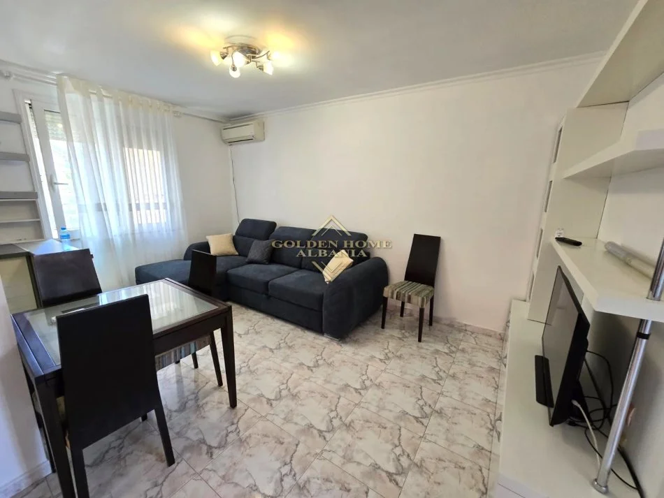 Tirane, shitet apartament 1+1 Kati 3, 50 m² 88.000 € (Rrruga Hoxha Tahsim)