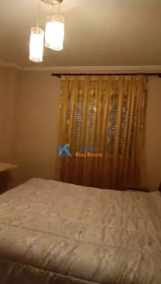 Tirane, jap me qera apartament 2+1+Ballkon Kati 4, 104 m² 800 € (Kodra e Diellit)