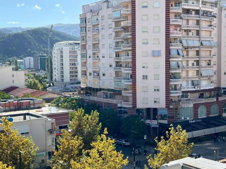 Vlore, shitet apartament 2+1 Kati 6, 96 m² 172.000 € (Rruga e Cipajve, afer shkolles Elite, Vlore) RV 45141