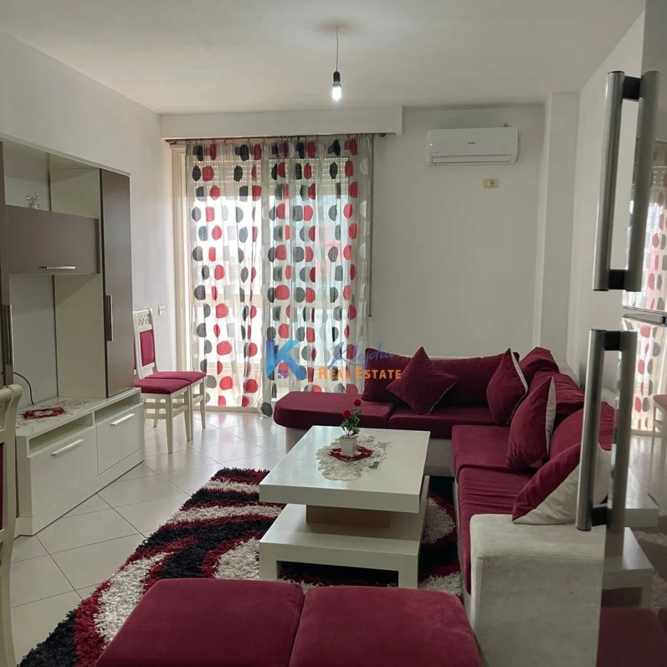 Tirane, jap me qera apartament 2+1+Ballkon Kati 5, 116 m² 600 € (Astir)