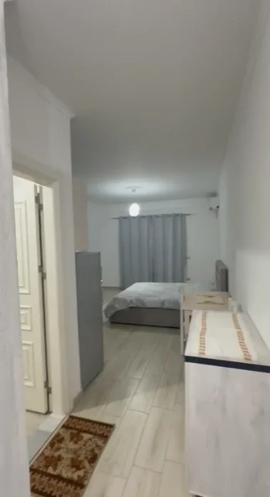 Vlore, jepet me qera garsonier , Kati 2, 30 m² 250 € (ish-Kombinati i Peshkut) RV45343