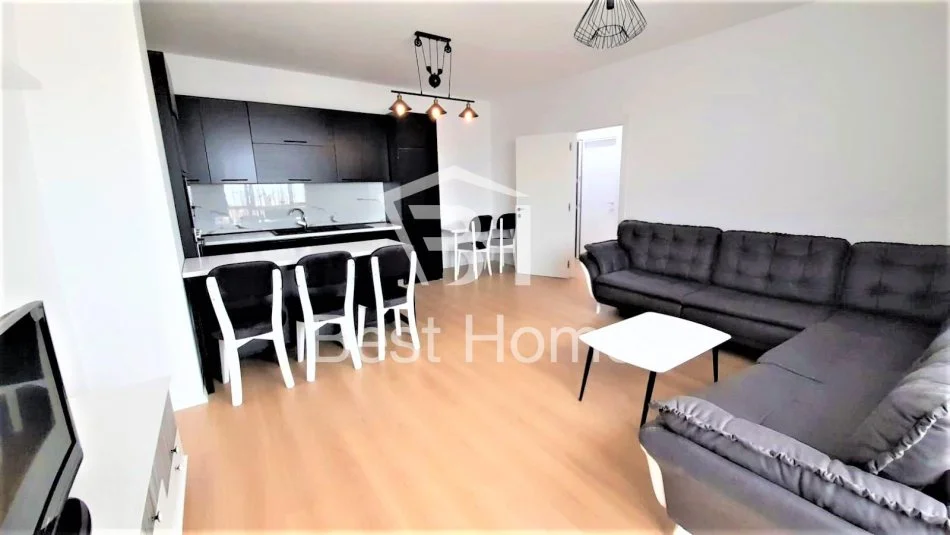 Tirane, jepet me qera apartament 1+1 Kati 10, 70 m² 550 € (Kompleksi Arlis, Farmacia 10)