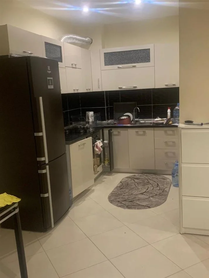 Tirane, jap me qera apartament 1+1+Ballkon Kati 6, 70 m² (Astir)