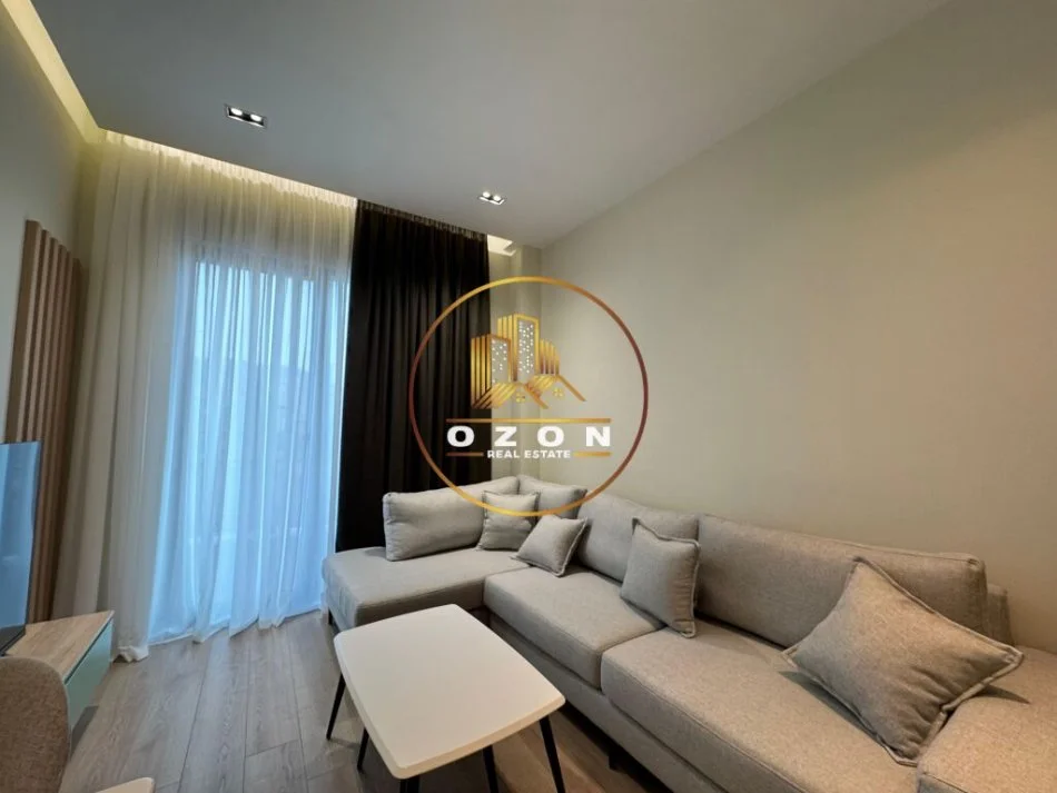 Tirane, jepet me qera apartament 1+1 Kati 3, 50 m² 650 € (Myslym Shyr)