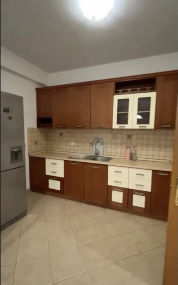 Qera, Apartament 1+1, Komuna e Parisit