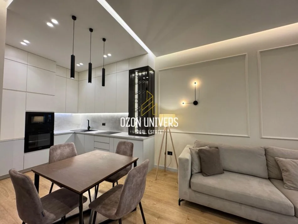 Apartament modern 1+1 me qira tek Square 21, Rruga e Kavajës!