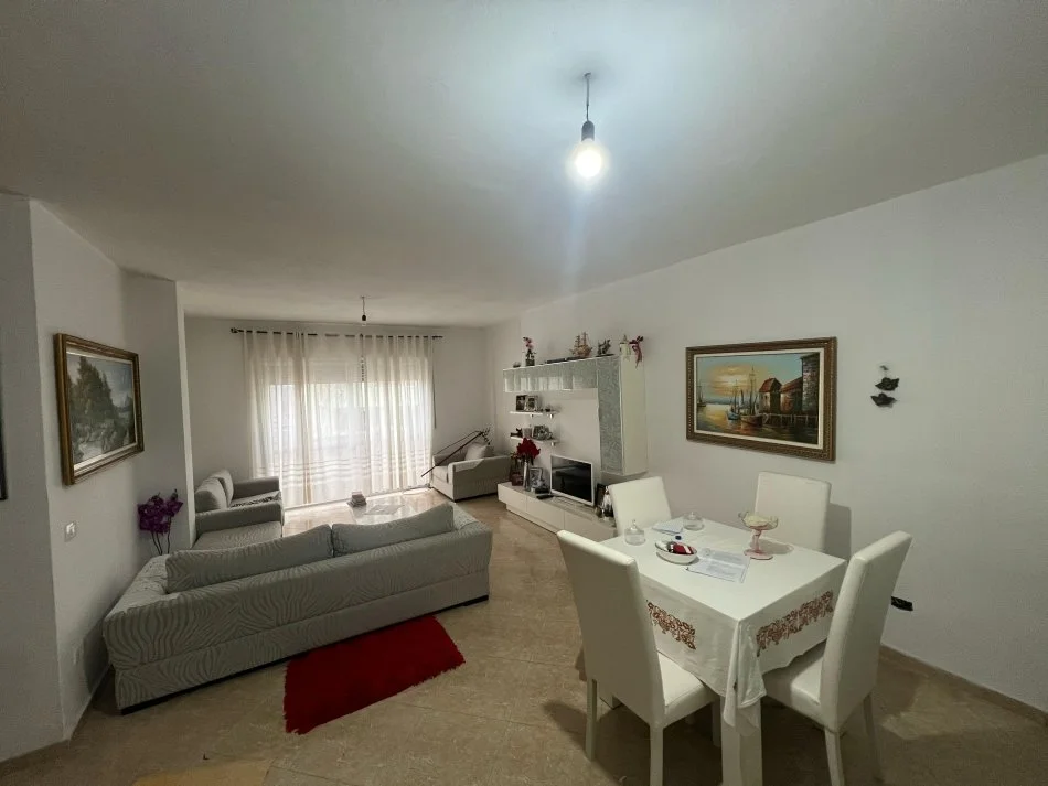 Durres, shitet apartament 2+1+Ballkon Kati 4, 113 m² 140.000 € (Hekurudha Durres)