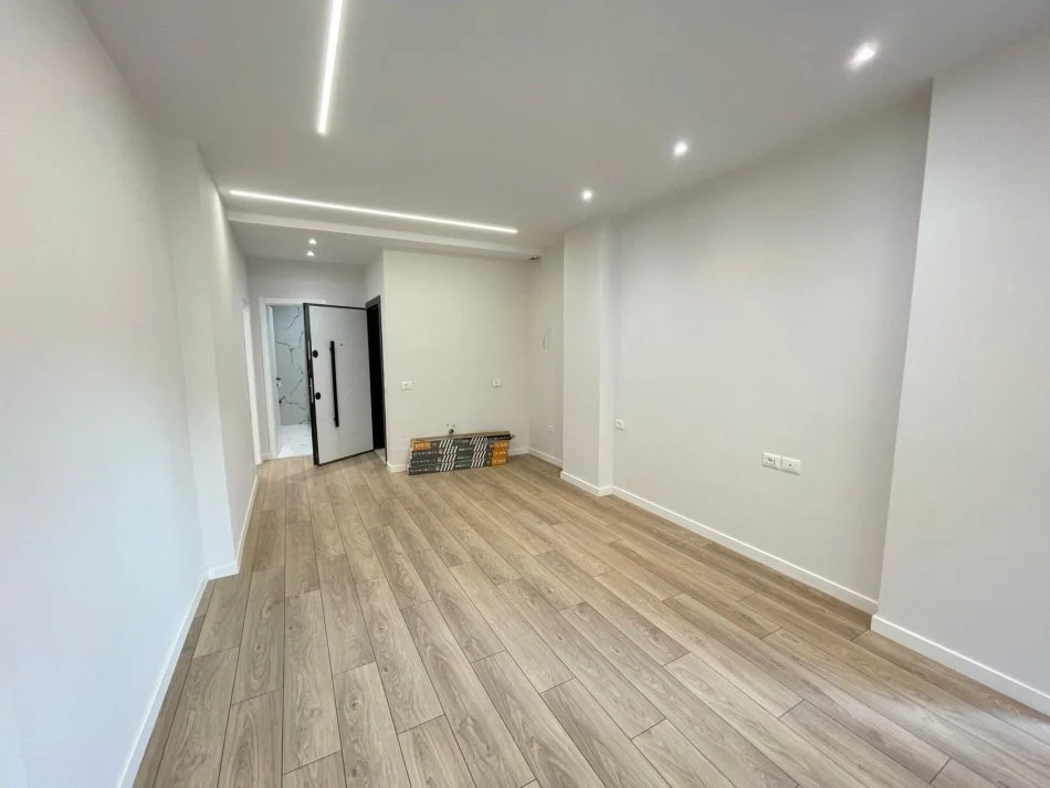 Tirane, shitet apartament 1+1 Kati 3, 64 m² 120.000 € (Kodra e Diellit)
