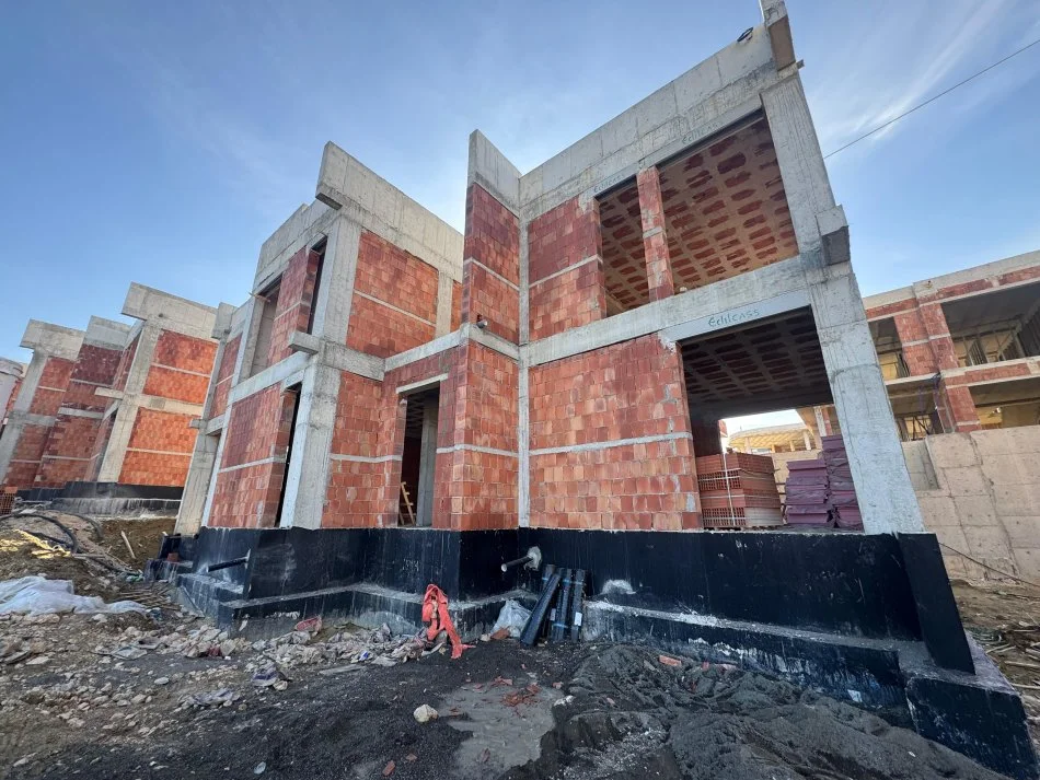 shitet Vile 2 Katshe , 685.586 € (MJULL BATHORE)