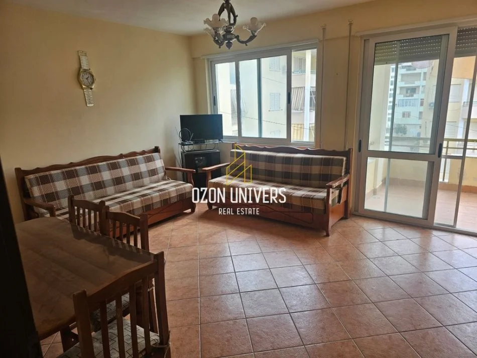 Mali Robit, shitet apartament 1+1+Ballkon Kati 3, 65 m² 75.900 € (Mali i Robit, Golem)