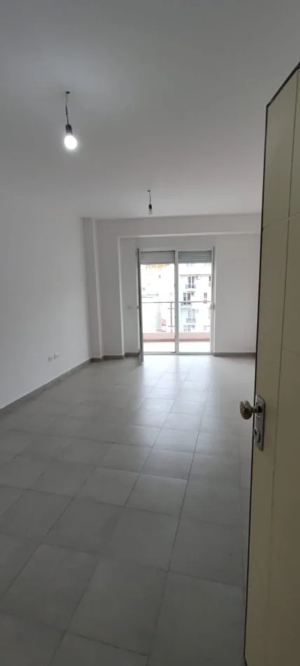 Lezhe, shitet apartament 1+1 Kati 4, 58 m² 90.000 € (Shengjin)