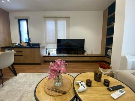 Qera, Apartament 1+1+Post Parkimi, Kompleksi Arlis, Rruga e Dibres, Tiranë. AREA49850