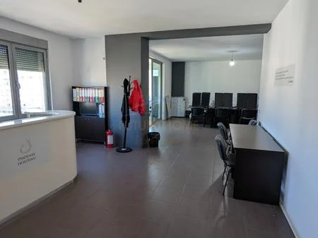 Qera, Ambient Biznesi, Zogu I Zi, Tiranë. AREA51537