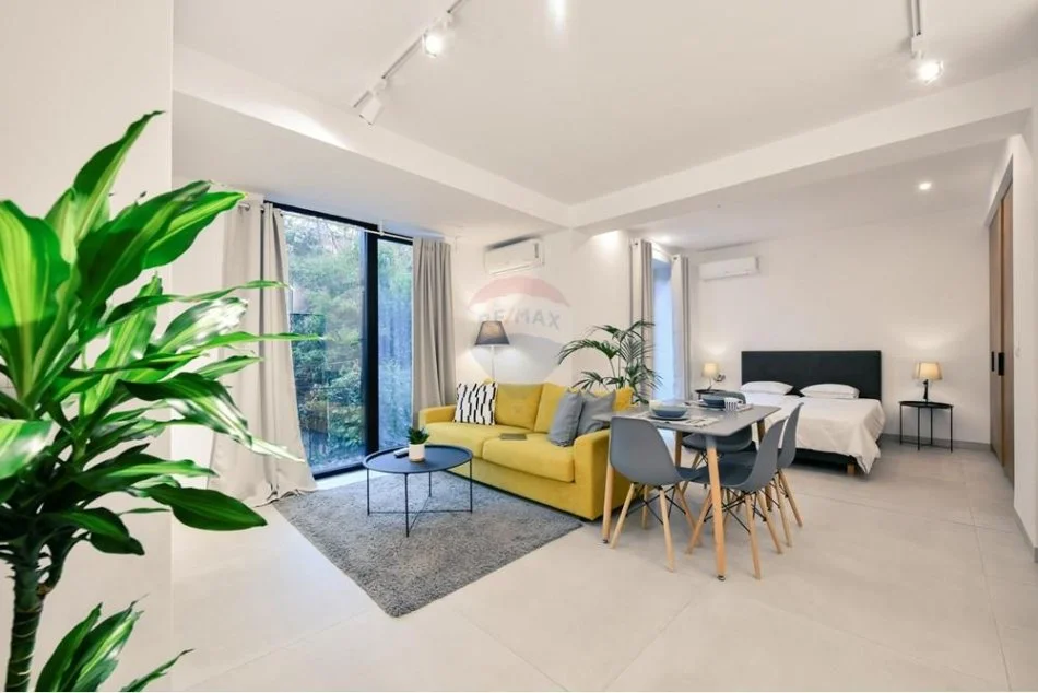 Tirane, jepet me qera apartament 1+1 Kati 3, 55 m² 650 € (Myslym Shyri)