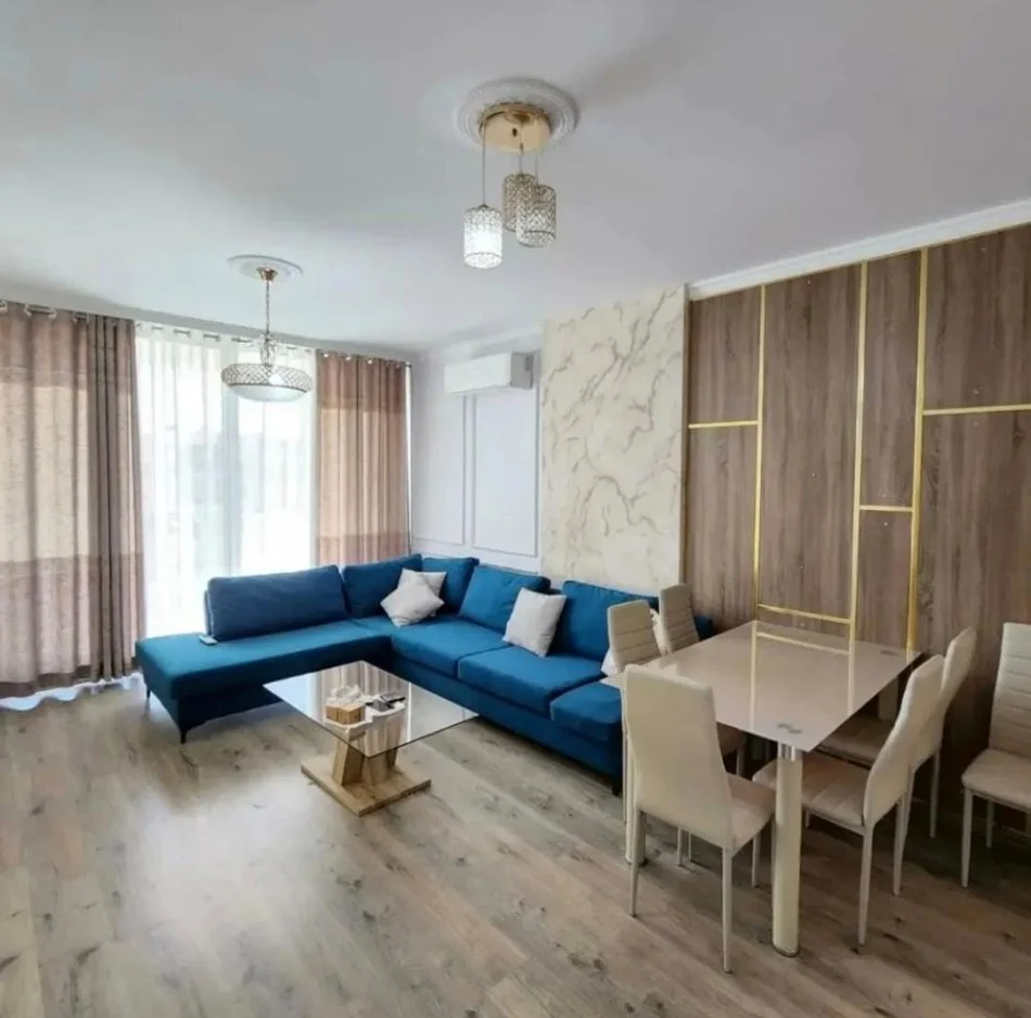 Tirane, jepet me qera apartament 2+1+Ballkon Kati 6, 93 m² 700 € (Fiori di Bosco)