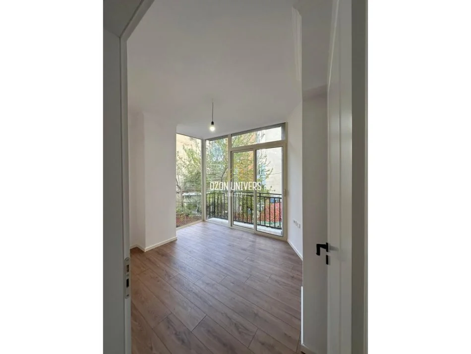 Tirane, shitet apartament 1+1 Kati 2, 43 m² 120.000 € (Prokuroria e Tiranes)