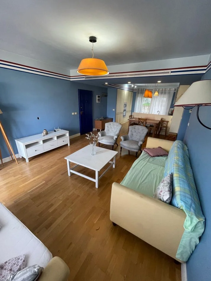 Tirane, jepet me qera apartament 3+1 Kati 3, 133 m² 1.000 € (Kodra e Dielli 2)