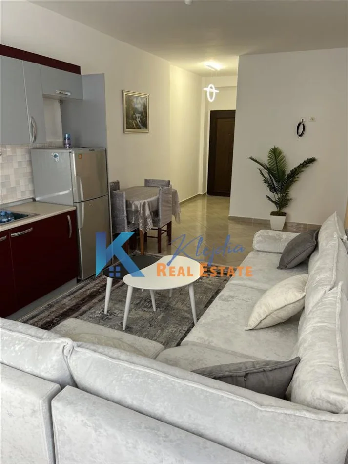Tirane, jap me qera 2+1+Ballkon Kati 2, 78 m² (Astir, afer Big Pjata)