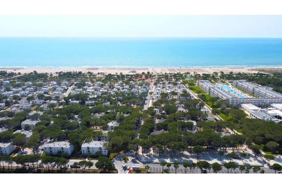 Gjiri Lalezit | Hamallaj, shitet apartament 2+1 , 106 m² 337.920 € (Gjiri I Lalzit)