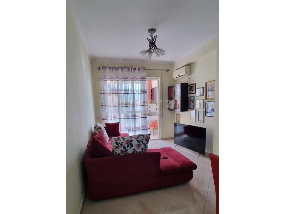 Tirane, shitet apartament 1+1 Kati 5, 71 m² 90.000 € (FRESKU)