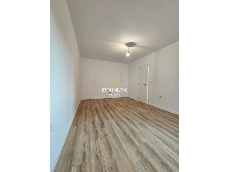 Tirane, shitet apartament 1+1 Kati 5, 44 m² 98.000 € (Mozaiku i Tiranës, pranë Zogut të Zi)