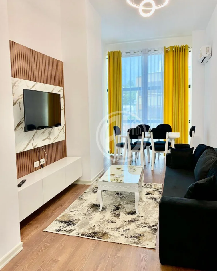 Durres, jepet me qera 1+1 Kati 3,