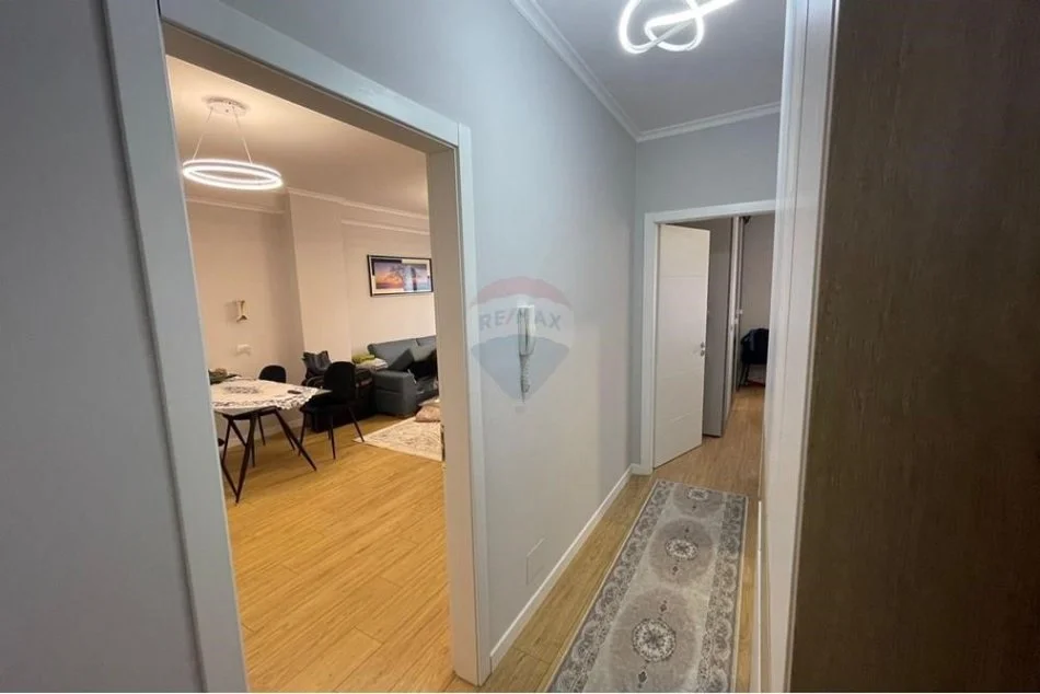 Tirane, shitet apartament 1+1 Kati 4, 74 m² 128.000 € (teodor keko)