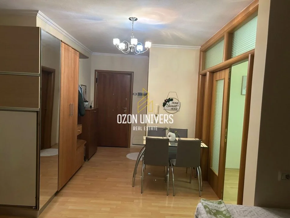 Tirane, jepet me qera apartament 2+1 Kati 4, 110 m² 600 € (Qender)
