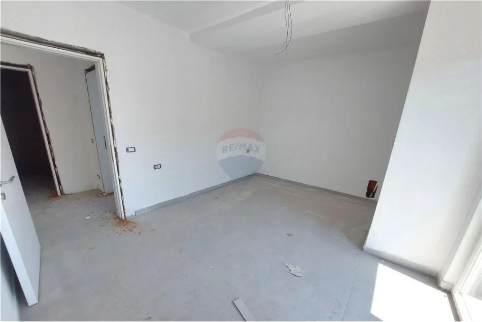 Tirane, shitet apartament 2+1 Kati 8, 84 m² 97.000 € (autostrade tirane durres)