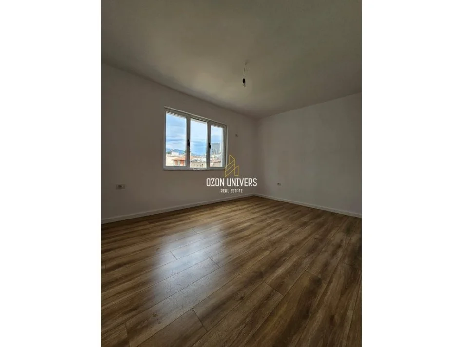 Tirane, shitet apartament 1+1 Kati 4, 45 m² 130.000 € (Qendër)