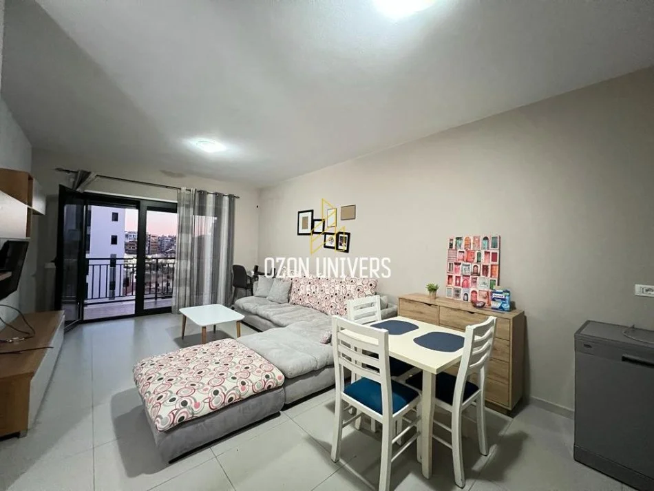 Tirane, shitet apartament 1+1+Ballkon Kati 6, 74 m² 132.840 € (Green City Residence, Astir)