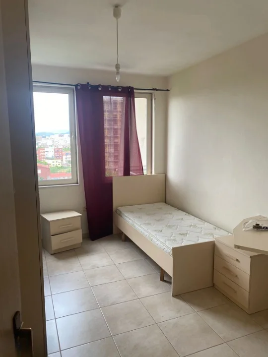 Tirane, jepet me qera apartament 2+1 Kati 6, 120 m² 500 € (Ali demi)