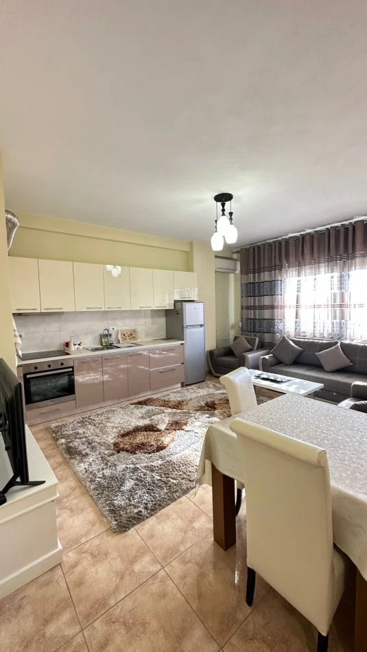 Tirane, jepet me qera 2+1 Kati 5, 86 m² 550 € (Dritan Hoxha)