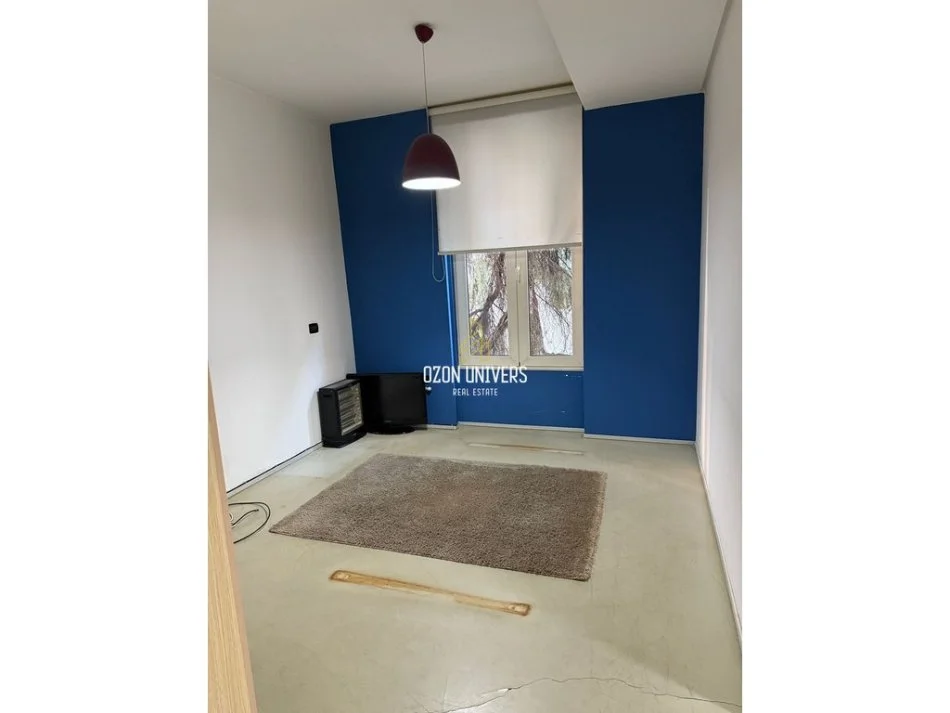 Tirane, jepet me qera apartament 1+1 Kati 3, 45 m² 650 € (Bllok)