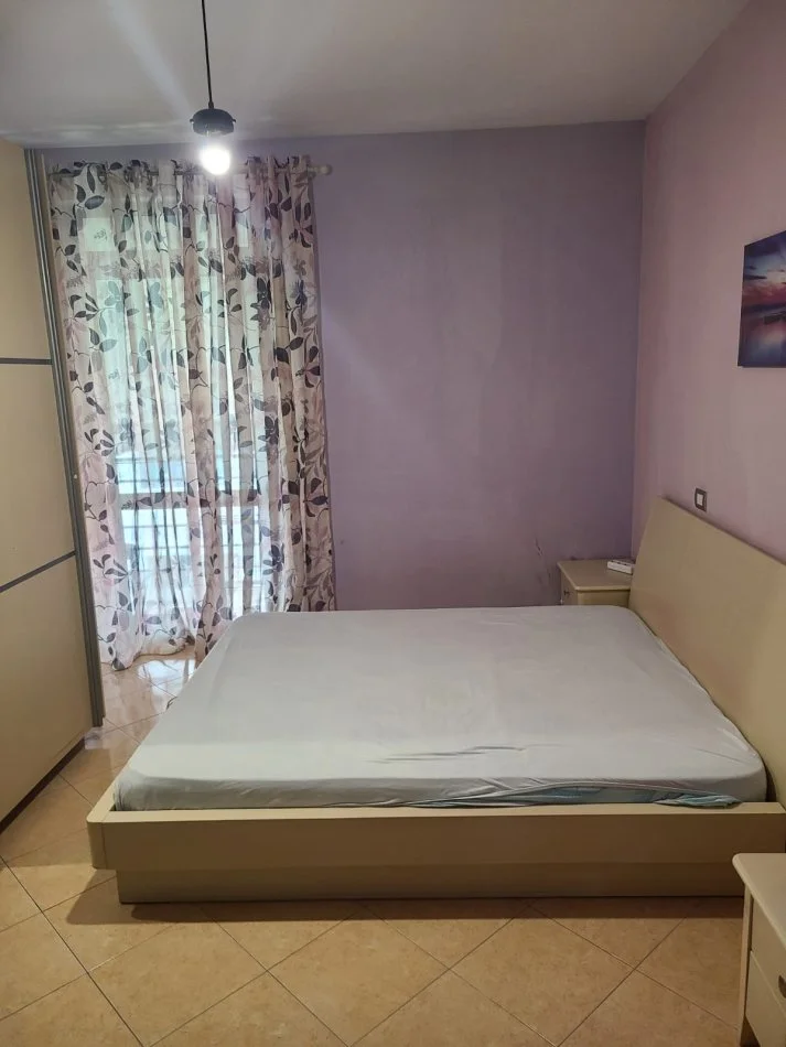 Tirane, jepet me qera apartament 1+1 Kati 6, 73 m² 350 € (Yzberisht)