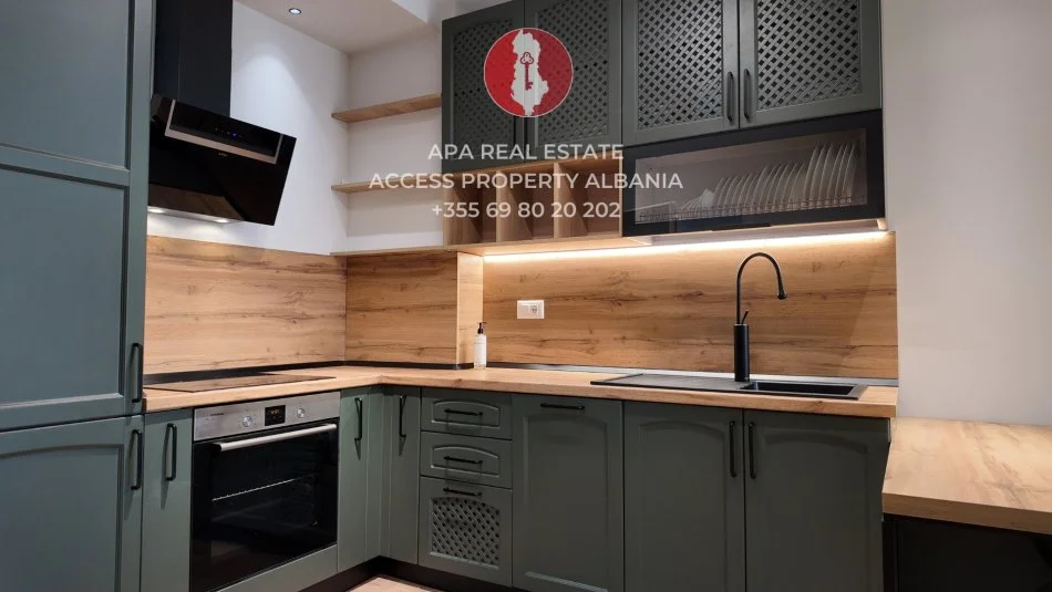 Tirane, jepet me qera apartament 2+1+Aneks+Ballkon , 105 m² 1.100 € (Rruga “ Qemal Stafa “ - Pranë “Qëndra Lincoln”)