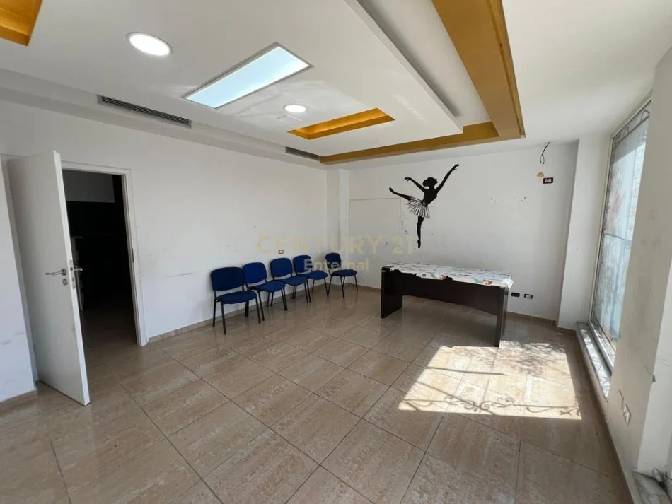 ‼️  𝐀𝐦𝐛𝐣𝐞𝐧𝐭 𝐩𝐞𝐫 𝐙𝐲𝐫𝐚 𝐌𝐞 𝐐𝐢𝐫𝐚 𝐭𝐞 𝐊𝐨𝐦𝐮𝐧𝐚 𝐞 𝐏𝐚𝐫𝐢𝐬𝐢𝐭  ‼️