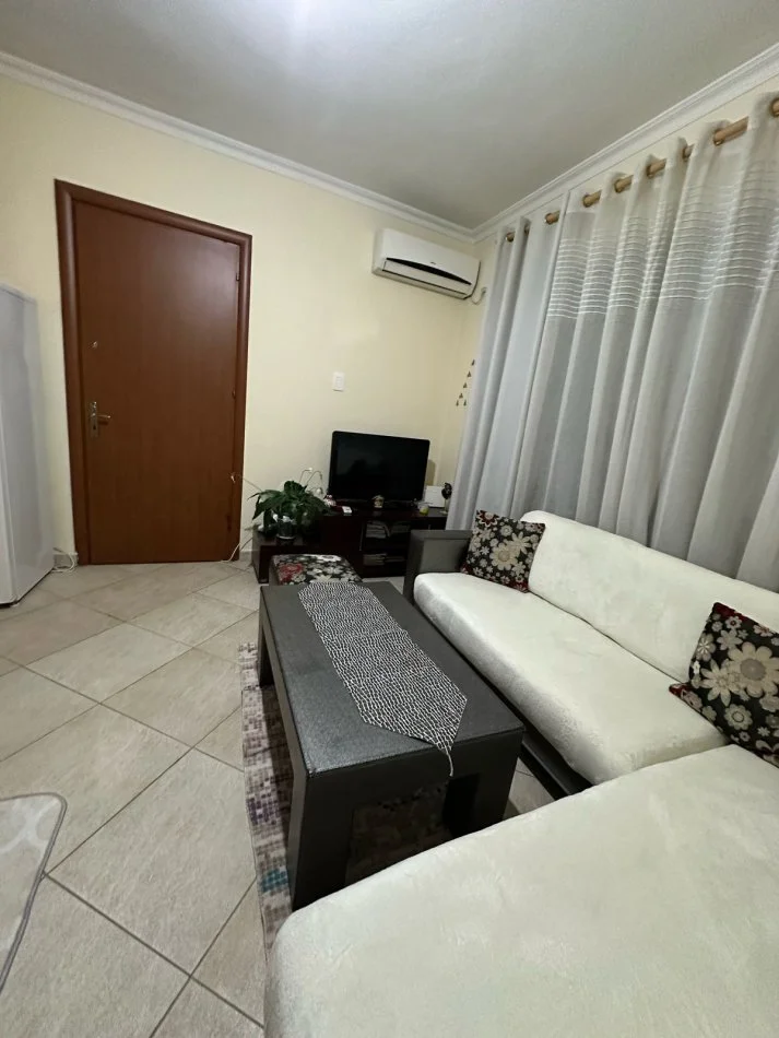 Tirane, jepet me qera apartament 1+1 Kati 3, 50 m² 420 € (Kristal Center)
