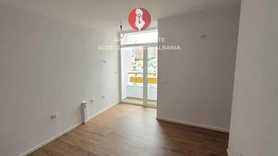 Tirane, shitet apartament 1+1+Ballkon Kati 7, 53 m² 115.000 € (Rr. Irfan Tomini – përballë Kompleksit Delijorgji, pranë Karburantit Kastrati)